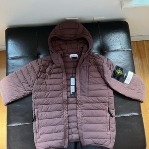 STONE ISLAND 
LOOM WOVEN
DOWN CHAMBERS
STRETCH NYLON-TC